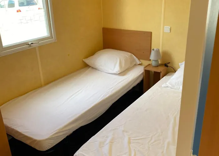 Mobil 5 Personnes - *** Les Ollivaud- Kemping